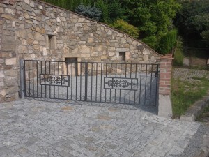 Brány, plot, dvířka